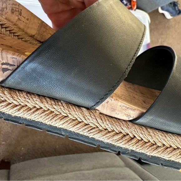 BOC Black Faux Leather Cork Platform Espadrille Sandals Slides Harlow size 9 - Picture 4 of 7